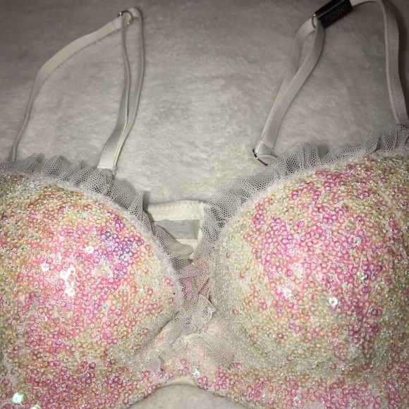 Victoria's Secret sequin bra! - Picture 2 of 4